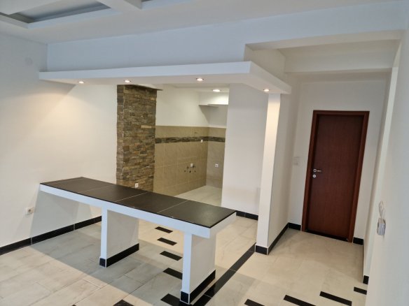 Jednosoban uknjizen stan na Zvezdari 45m2