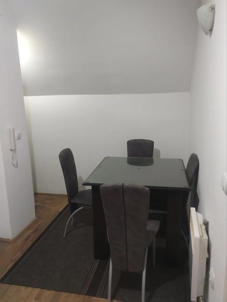 Izdavanje Stan – Beograd, Vojvode Vlahovića, 40m2