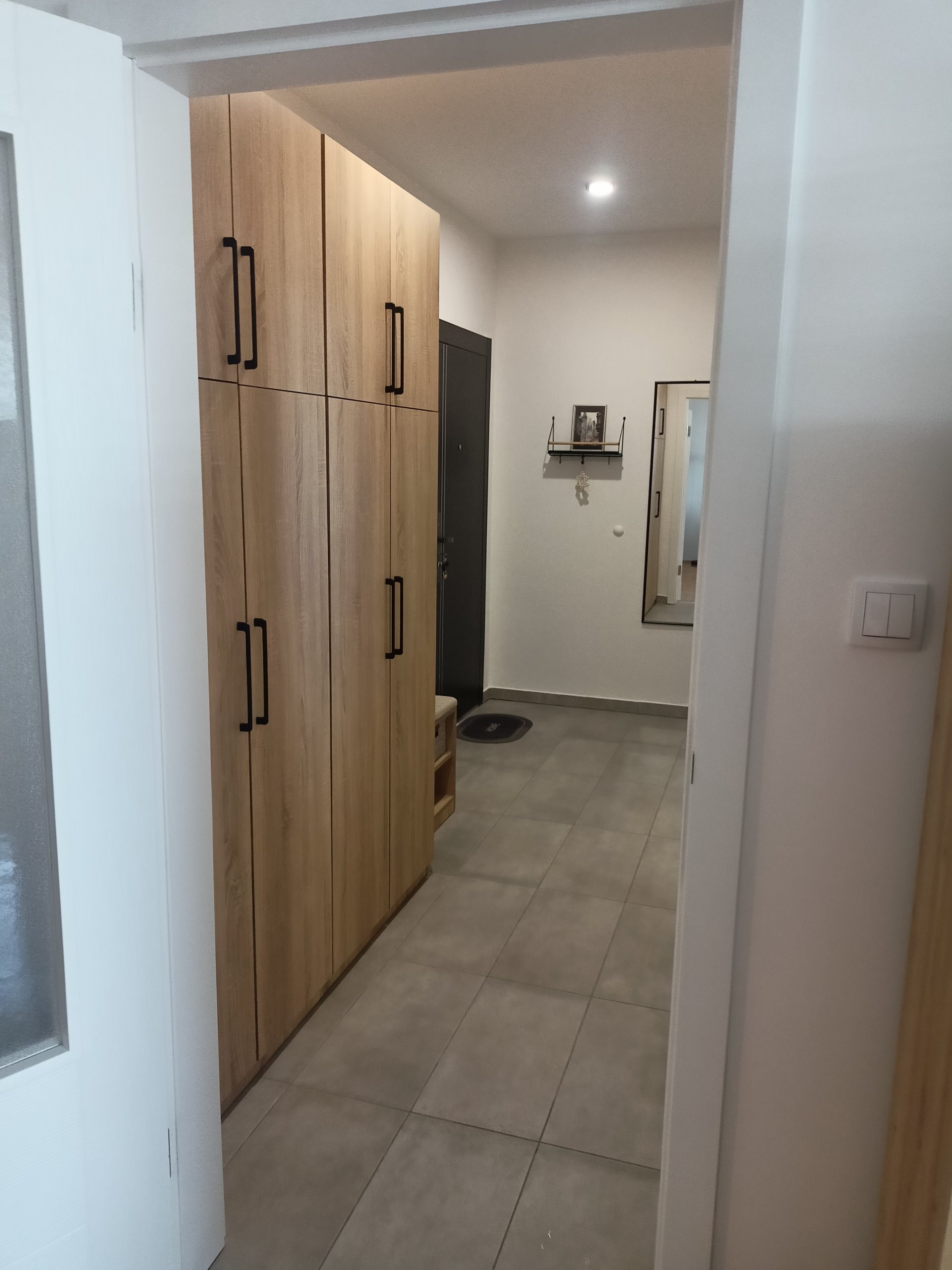Opremljen stan u novogradnji (2024) – 49m² – Sombor (Toze Markovića)