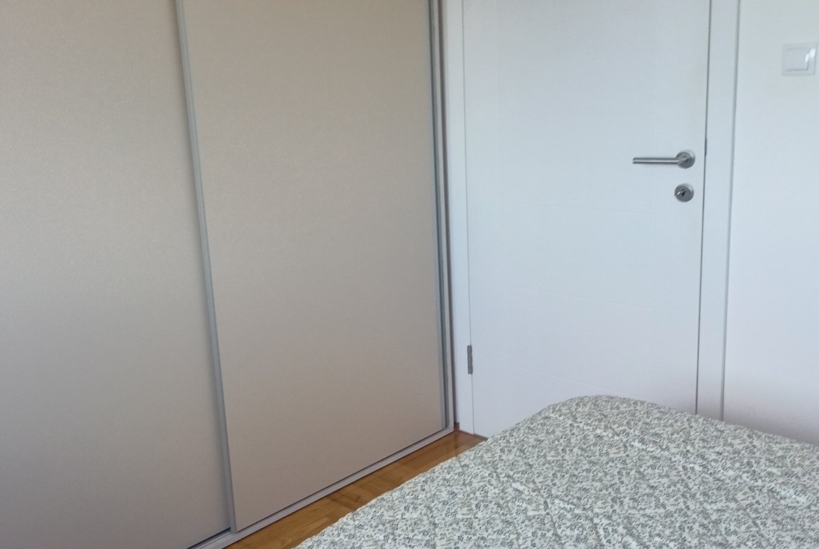 Opremljen stan u novogradnji (2024) – 49m² – Sombor (Toze Markovića)