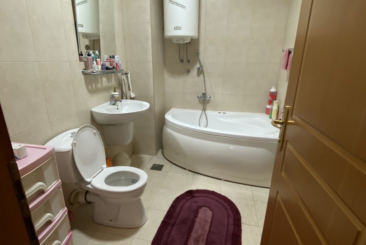 IZDAJE SE STAN – PRVOMAJSKA, ZEMUN – 600e