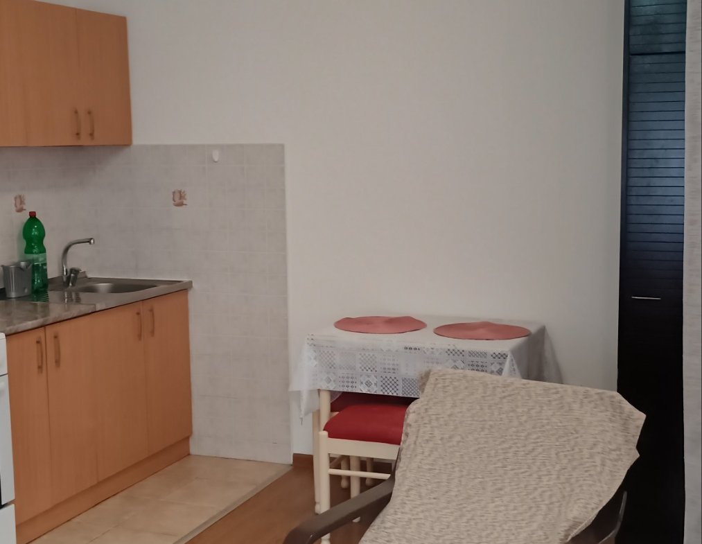 Voždovac, garsonjera za izdavanje povoljno